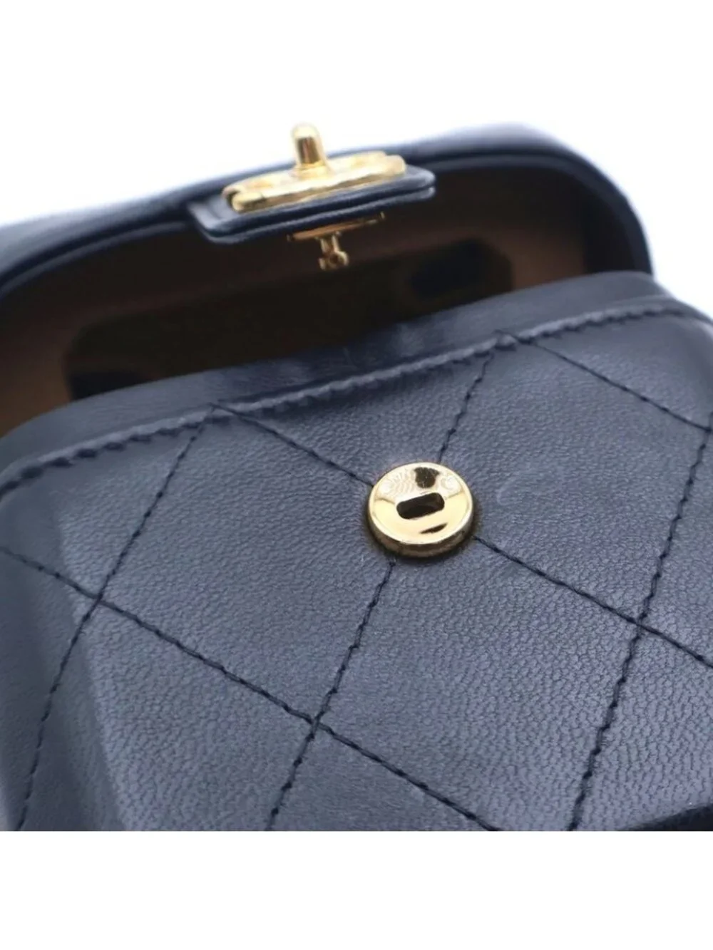 Chanel CC Logo Quilted Lambskin Leather Vanity Chain Shoulder Bag Black - Picture 5 of 6